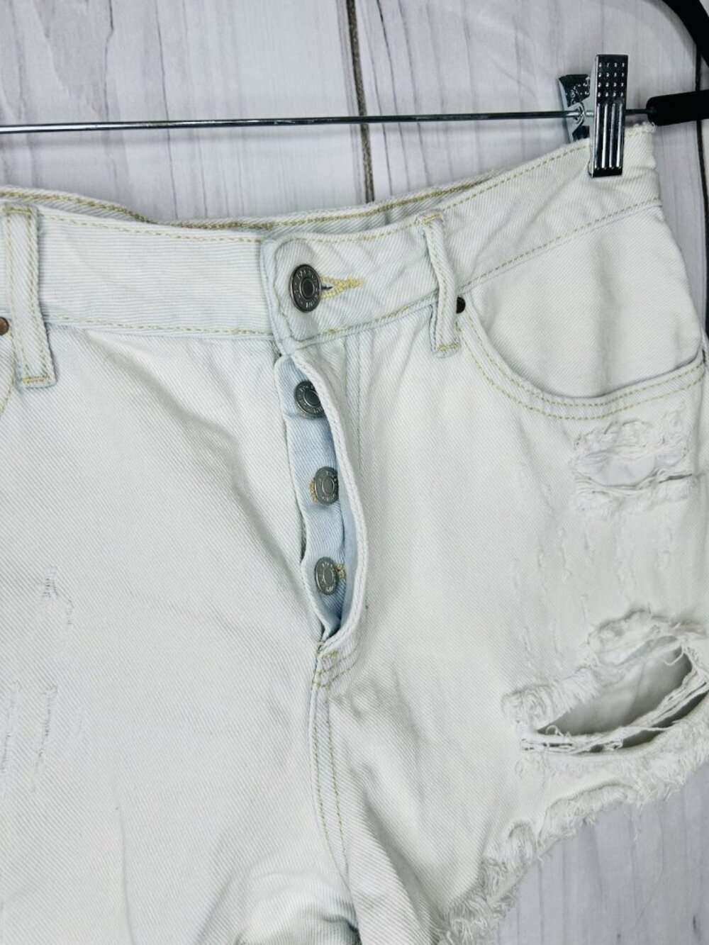 Pacsun Light Wash Jean Shorts Sz 28 Mid Rise Blue Distressed Button Fly Raw Hem - Picture 4 of 7
